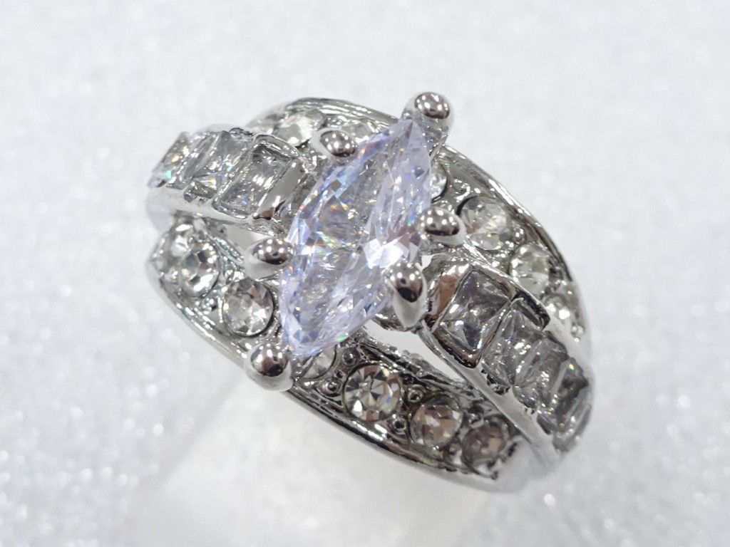 Japanese Kimono / Antique Accessories